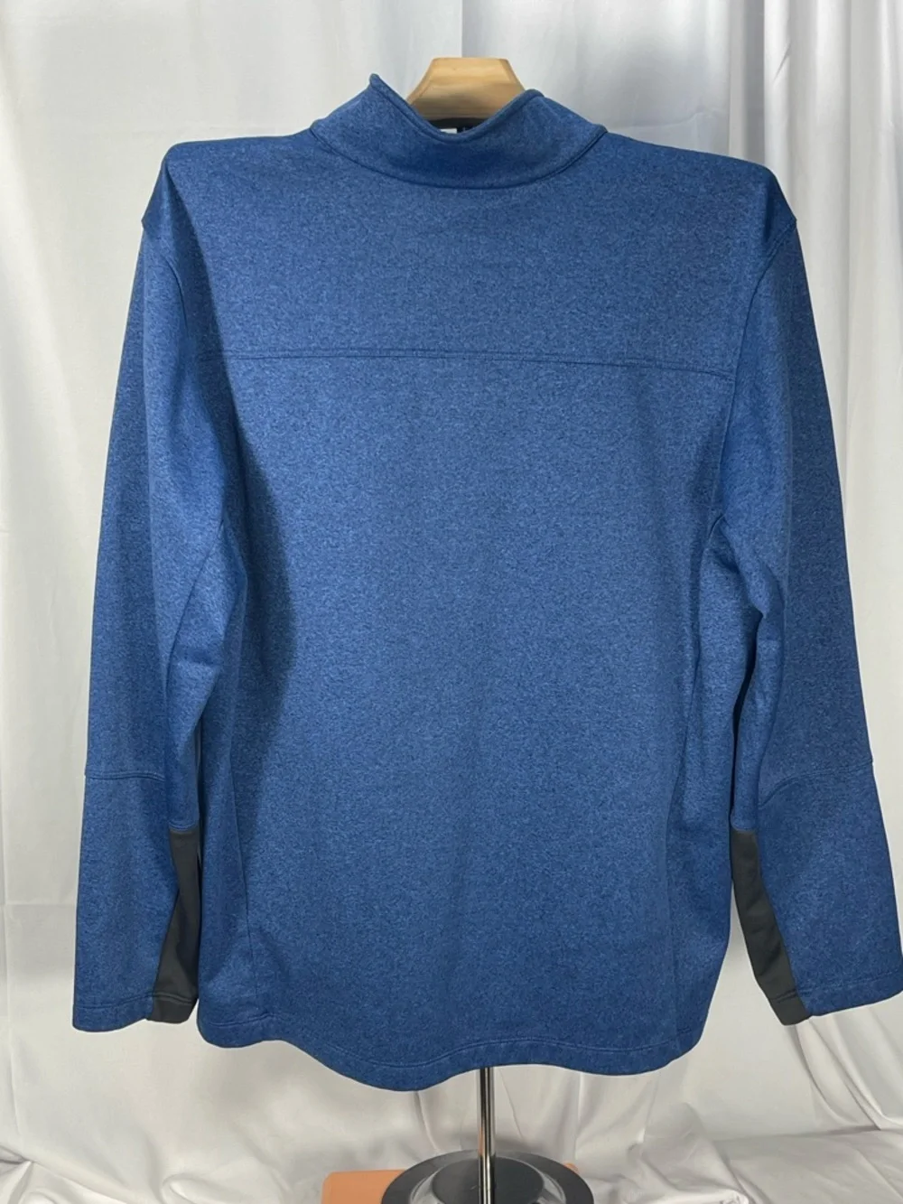 The North Face Men's Heathered Royal Blue Half-Zip Pullover w/Black Accents - Picture 5 of 8